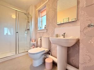 Photo 7- click for photo gallery